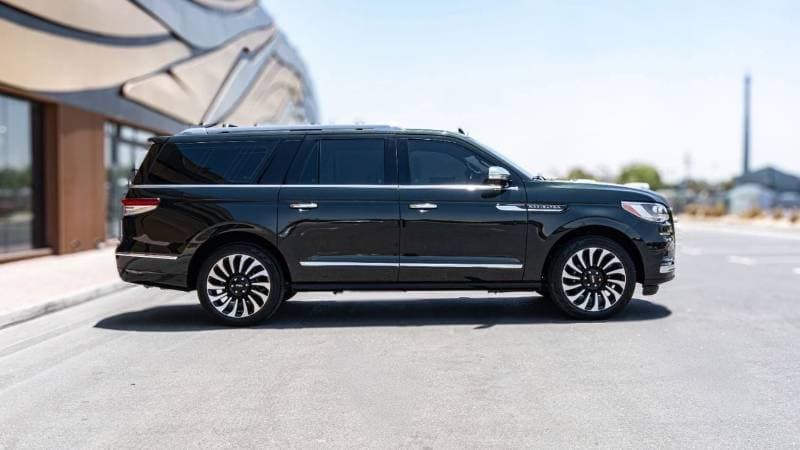 2024 Lincoln Navigator PRESIDENTIAL thumbnail 7