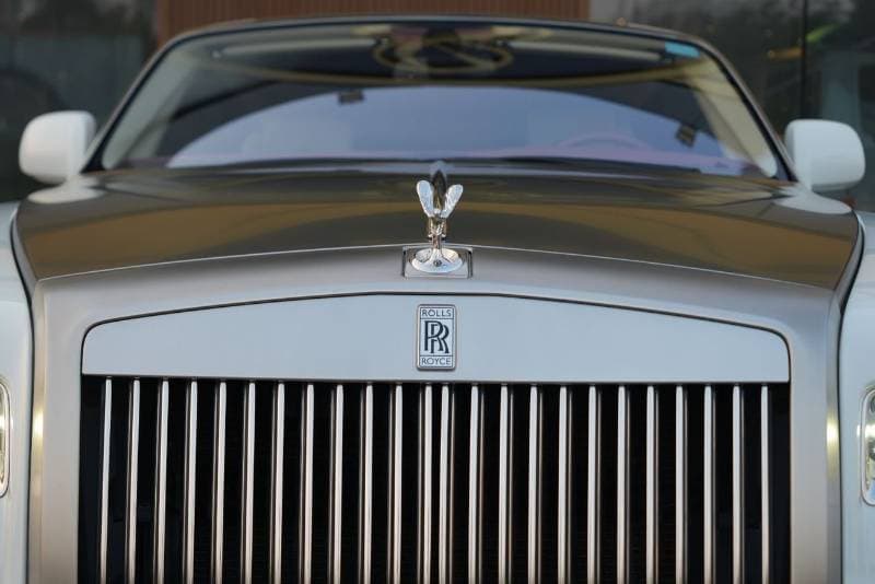 2016 Rolls Royce Phantom COUPE thumbnail 3