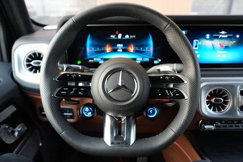2026 Mercedes Benz G63 AMG STANDARD thumbnail 2