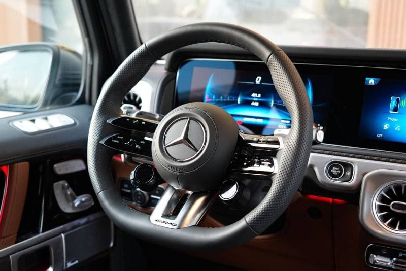 2026 Mercedes Benz G63 AMG STANDARD thumbnail 5