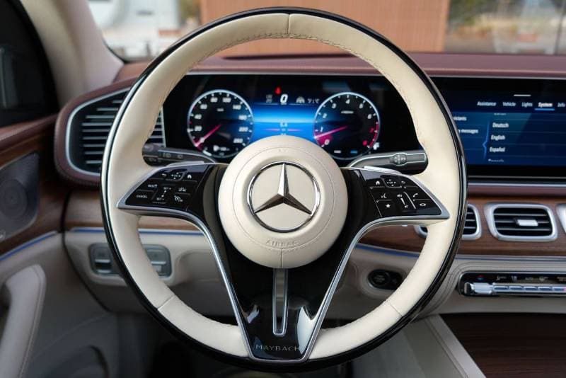 2026 Mercedes Maybach GLS600 Maybach GLS 600 thumbnail 4