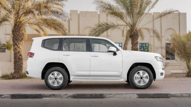 2026 Toyota Land Cruiser GXR thumbnail 2