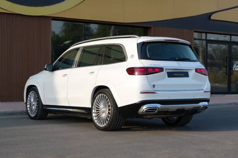 2026 Mercedes Maybach GLS600 Maybach GLS 600 thumbnail 5
