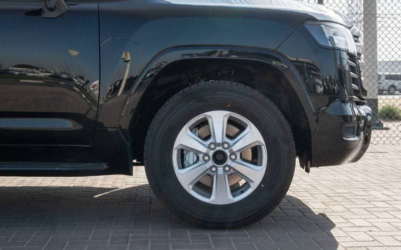 2026 Toyota Land Cruiser GXR thumbnail 6