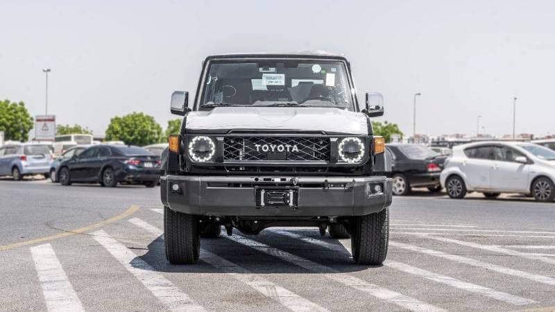 2026 Toyota Land Cruiser 70 HT S DLX thumbnail 4