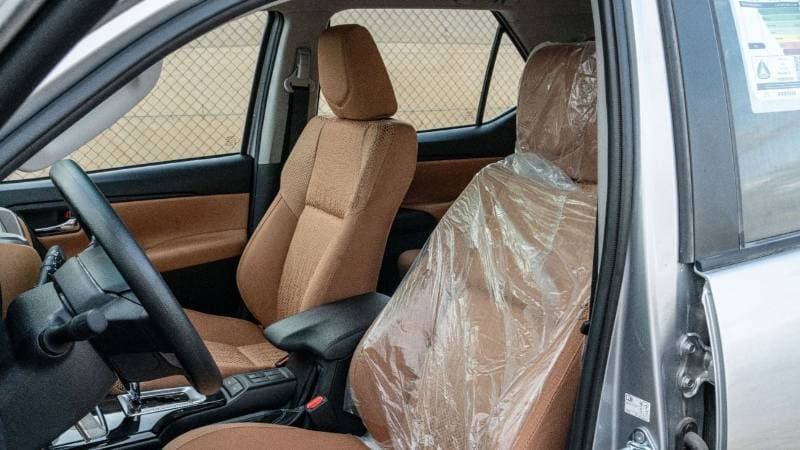 2026 Toyota Fortuner EXR thumbnail 8
