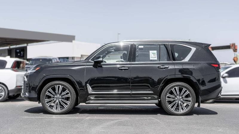 2026 Lexus LX600 SIGNATURE thumbnail 3