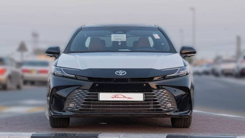 2026 Toyota Camry LUMIERE HEV thumbnail 2