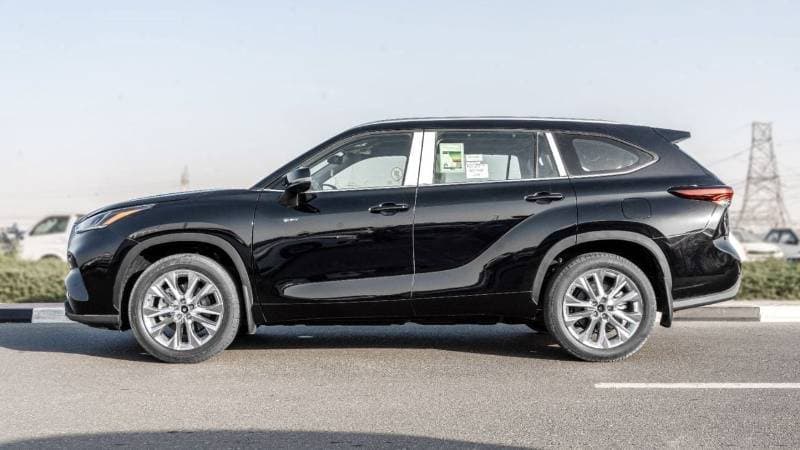 2026 Toyota Highlander VXR thumbnail 3