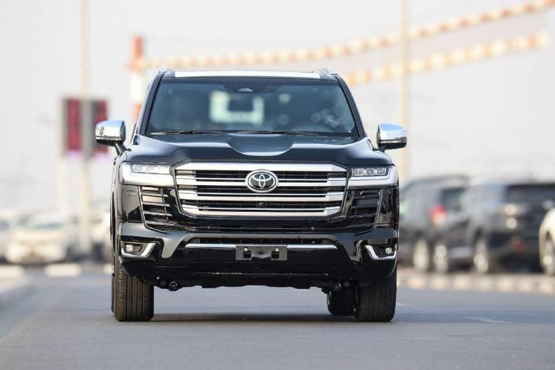 2026 Toyota Land Cruiser VXR thumbnail 3