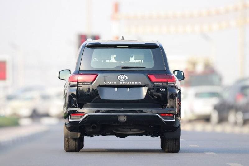 2026 Toyota Land Cruiser VXR thumbnail 4