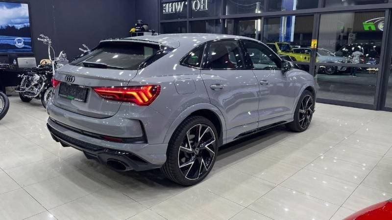 2023 Audi RSQ3 STANDARD thumbnail 8