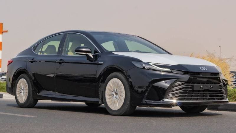 2026 Toyota Camry GLE HEV