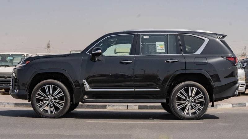 2026 Lexus LX700h SIGNATURE thumbnail 3