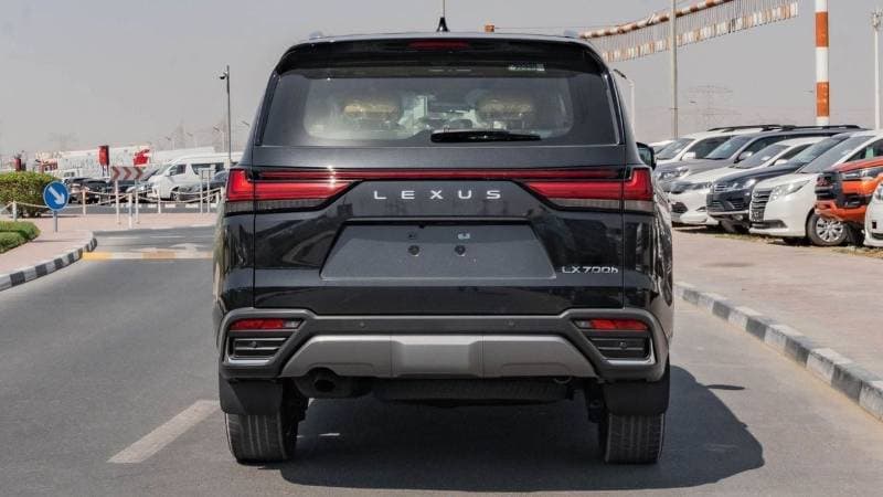 2026 Lexus LX700h SIGNATURE thumbnail 5