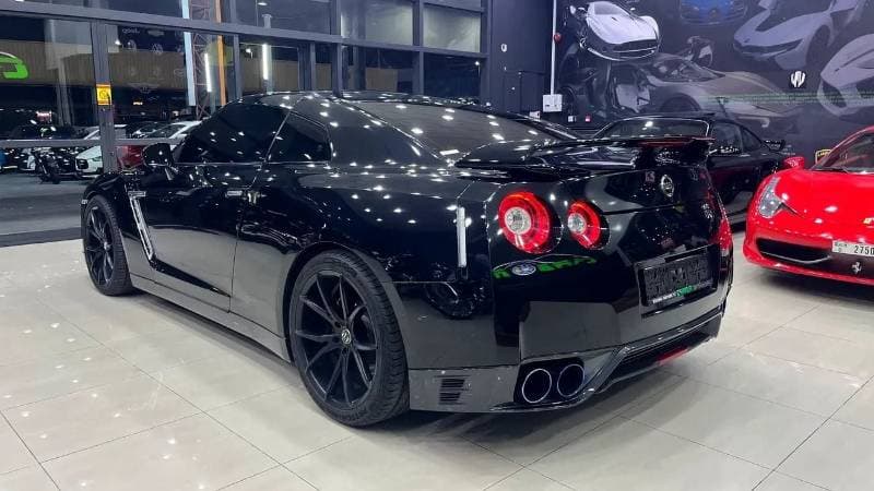 2015 Nissan GT R BLACK EDITION thumbnail 7