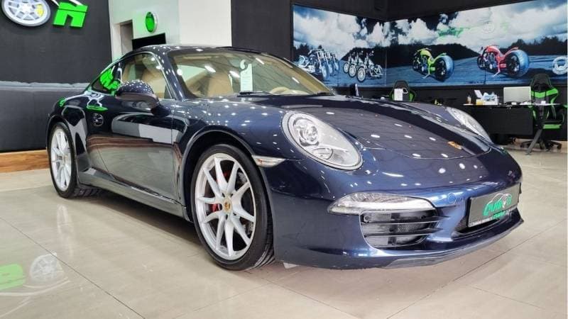 2013 Porsche 911 CARRERA thumbnail 3