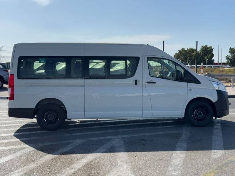 2026 Toyota Hiace DX thumbnail 4