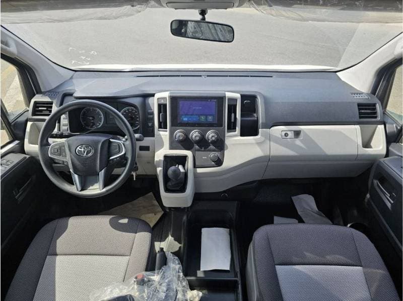 2026 Toyota Hiace DX thumbnail 5
