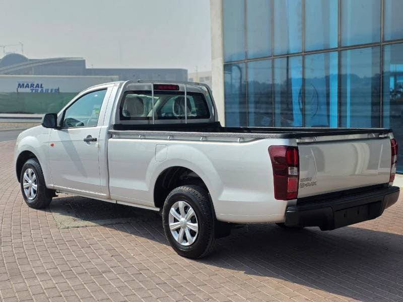 2025 Isuzu D MAX STANDARD thumbnail 2