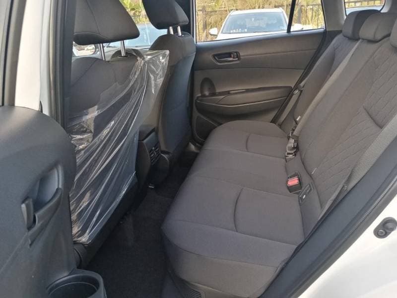 2025 Toyota Corolla Cross STANDARD thumbnail 8