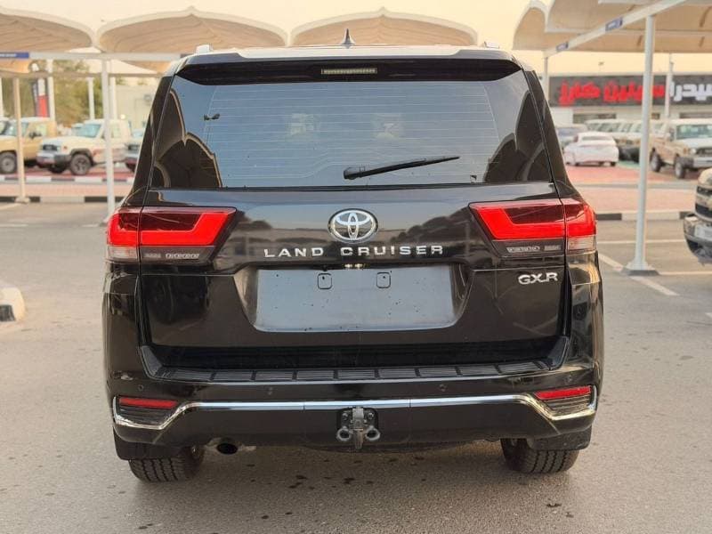 2022 Toyota Land Cruiser GXR thumbnail 6