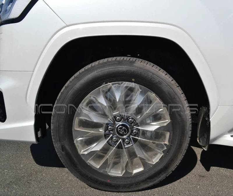 2026 Toyota Land Cruiser VXR thumbnail 6