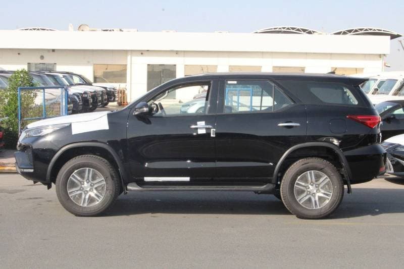 2025 Toyota Fortuner EXR thumbnail 3