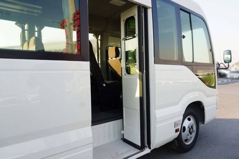 2026 Toyota Coaster thumbnail 4