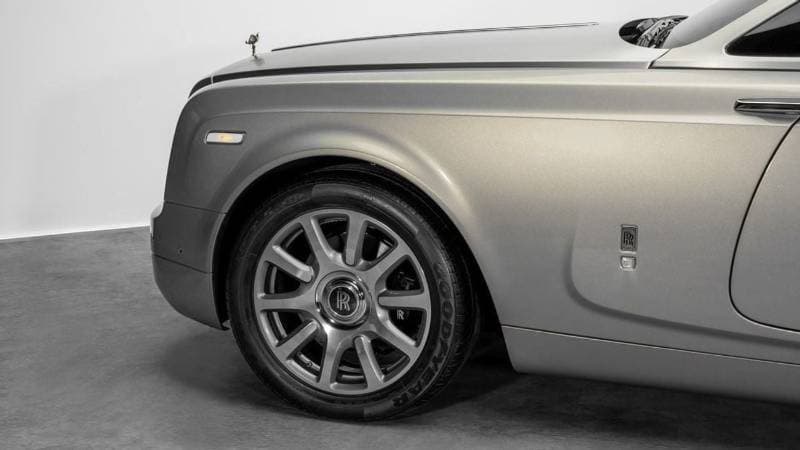 2015 Rolls Royce Phantom COUPE thumbnail 4