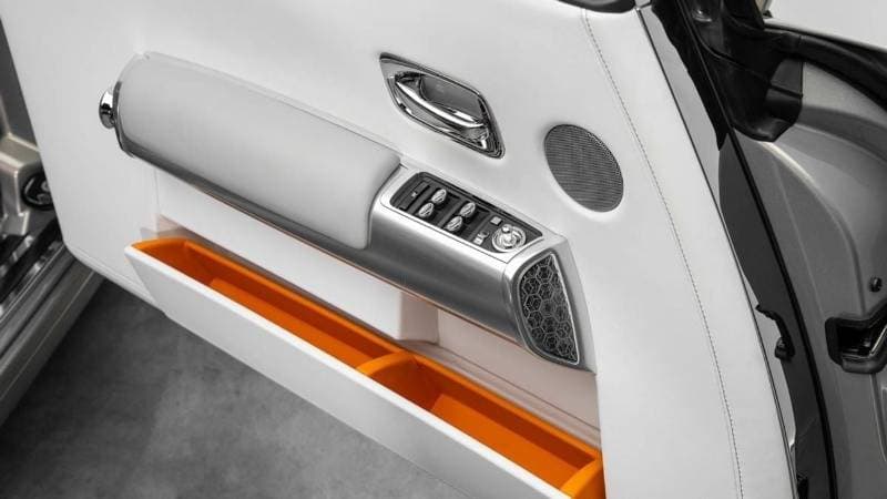 2015 Rolls Royce Phantom COUPE thumbnail 7