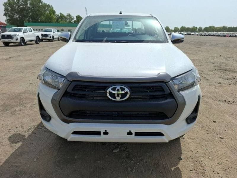 2026 Toyota Hilux SGLX thumbnail 2