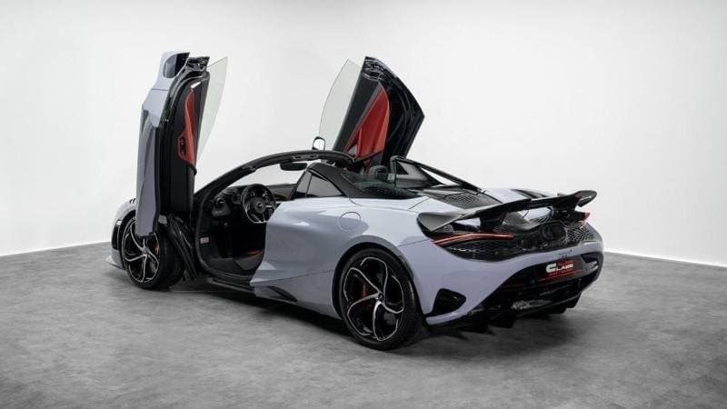 2024 McLaren 750S SPIDER thumbnail 2