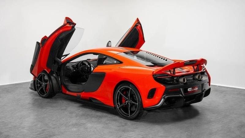 2016 McLaren 675LT COUPE thumbnail 2