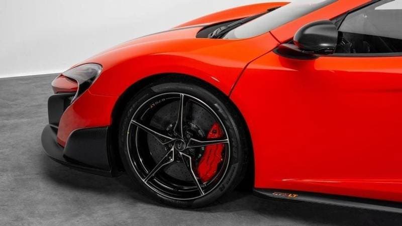 2016 McLaren 675LT COUPE thumbnail 4