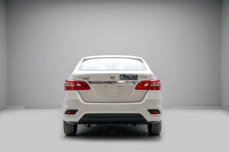 2025 Nissan Sylphy Classic XE Comfort thumbnail 6