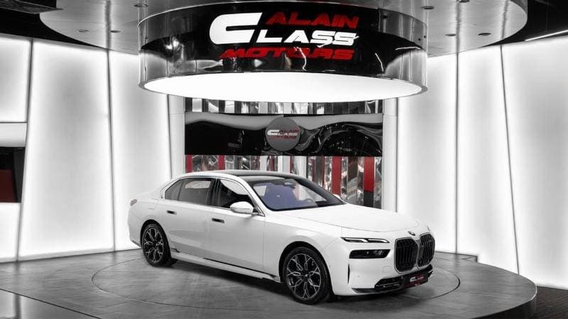2023 BMW 735i DESIGN PURE EXCELLENCE