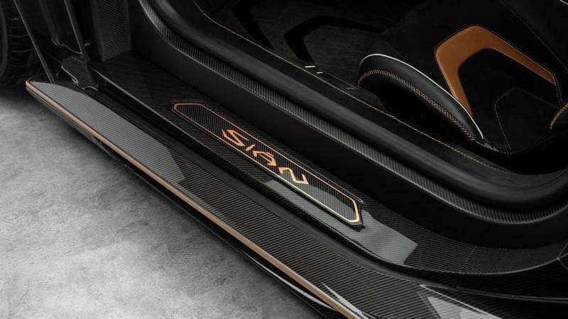 2021 Lamborghini Sian STANDARD thumbnail 8