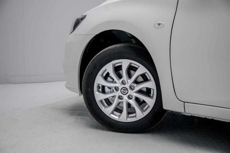 2025 Nissan Sylphy Classic XE Comfort thumbnail 8