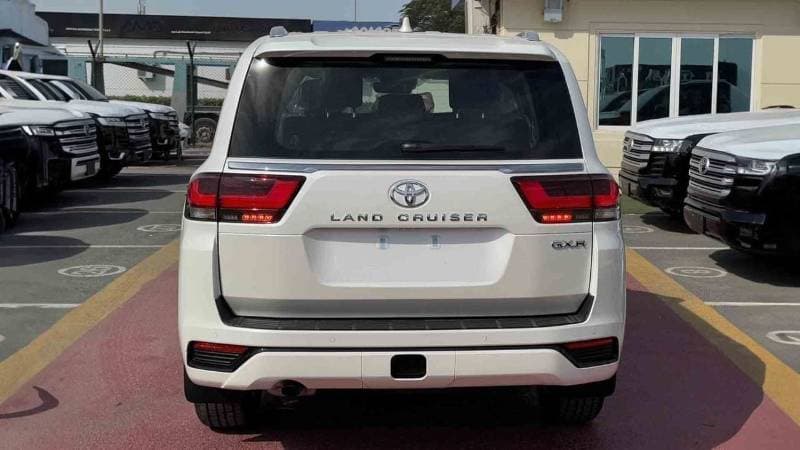 2026 Toyota Land Cruiser GXR thumbnail 5