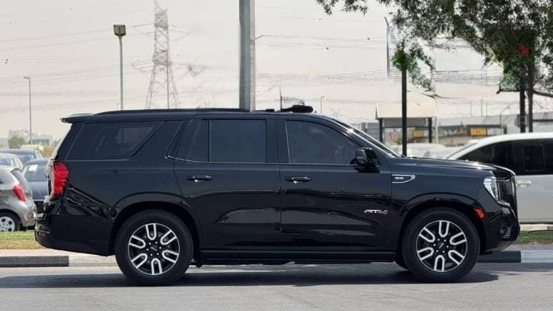 2021 GMC Yukon AT4 thumbnail 5