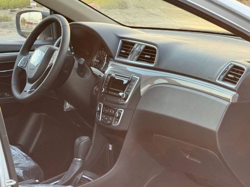 2025 Suzuki Ciaz GLX thumbnail 5