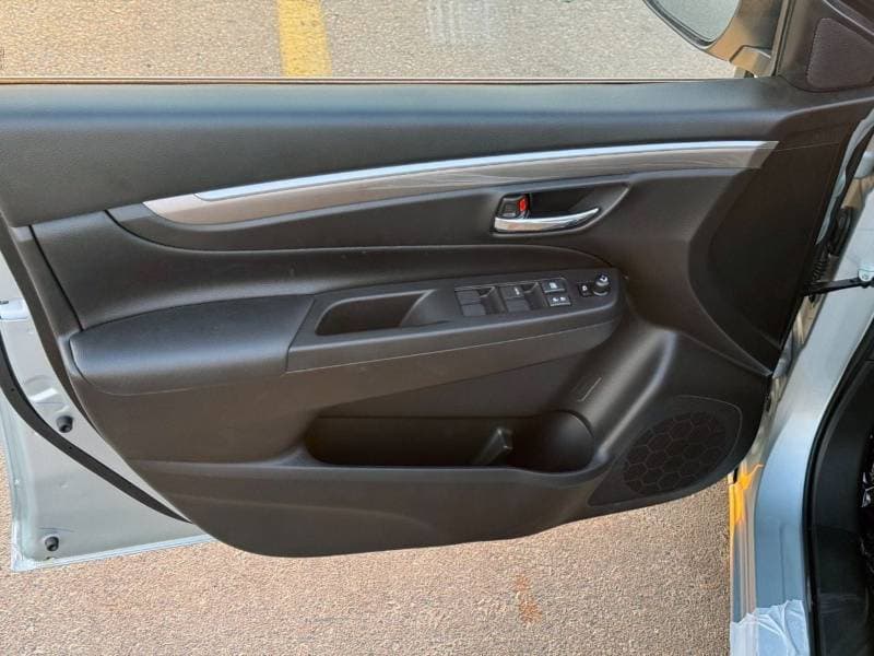 2025 Suzuki Ciaz GLX thumbnail 8