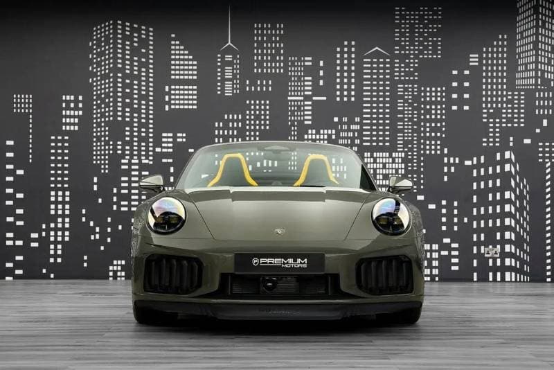 2026 Porsche 911 TURBO S thumbnail 6
