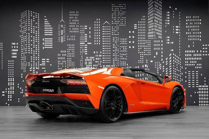 2019 Lamborghini Aventador Roadster Aventador S thumbnail 3