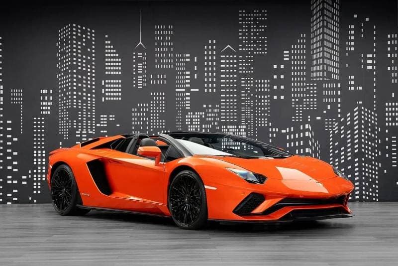2019 Lamborghini Aventador Roadster Aventador S thumbnail 4
