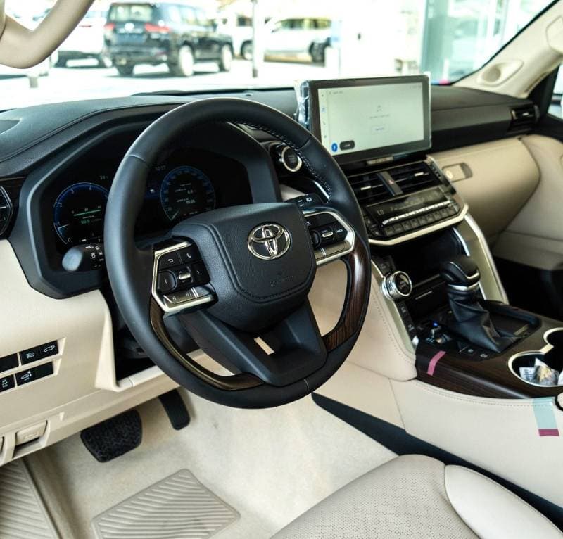 2026 Toyota Land Cruiser VX thumbnail 6