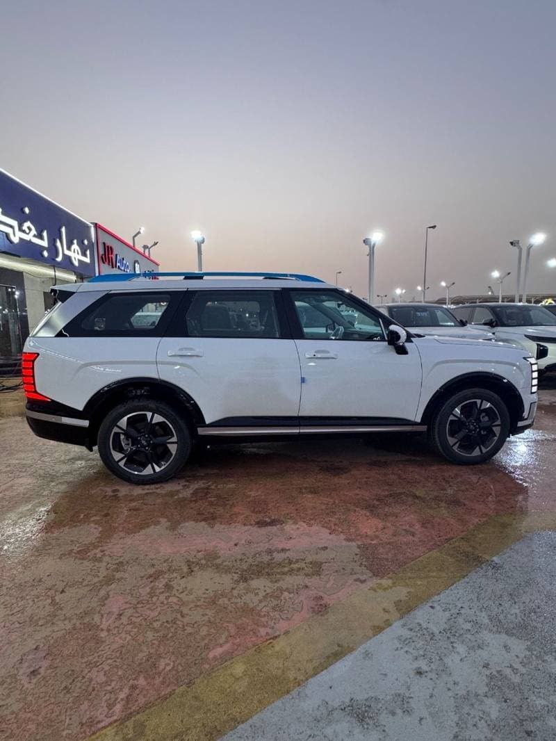 2026 Hyundai Palisade LIMITED thumbnail 5
