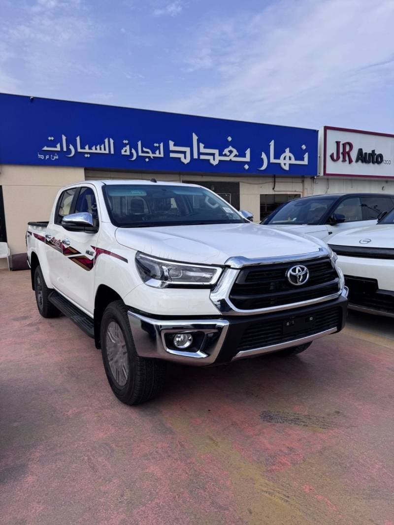 2026 Toyota Hilux GLX thumbnail 2