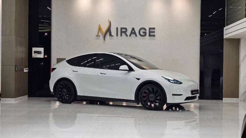 2022 Tesla Model Y PERFORMANCE